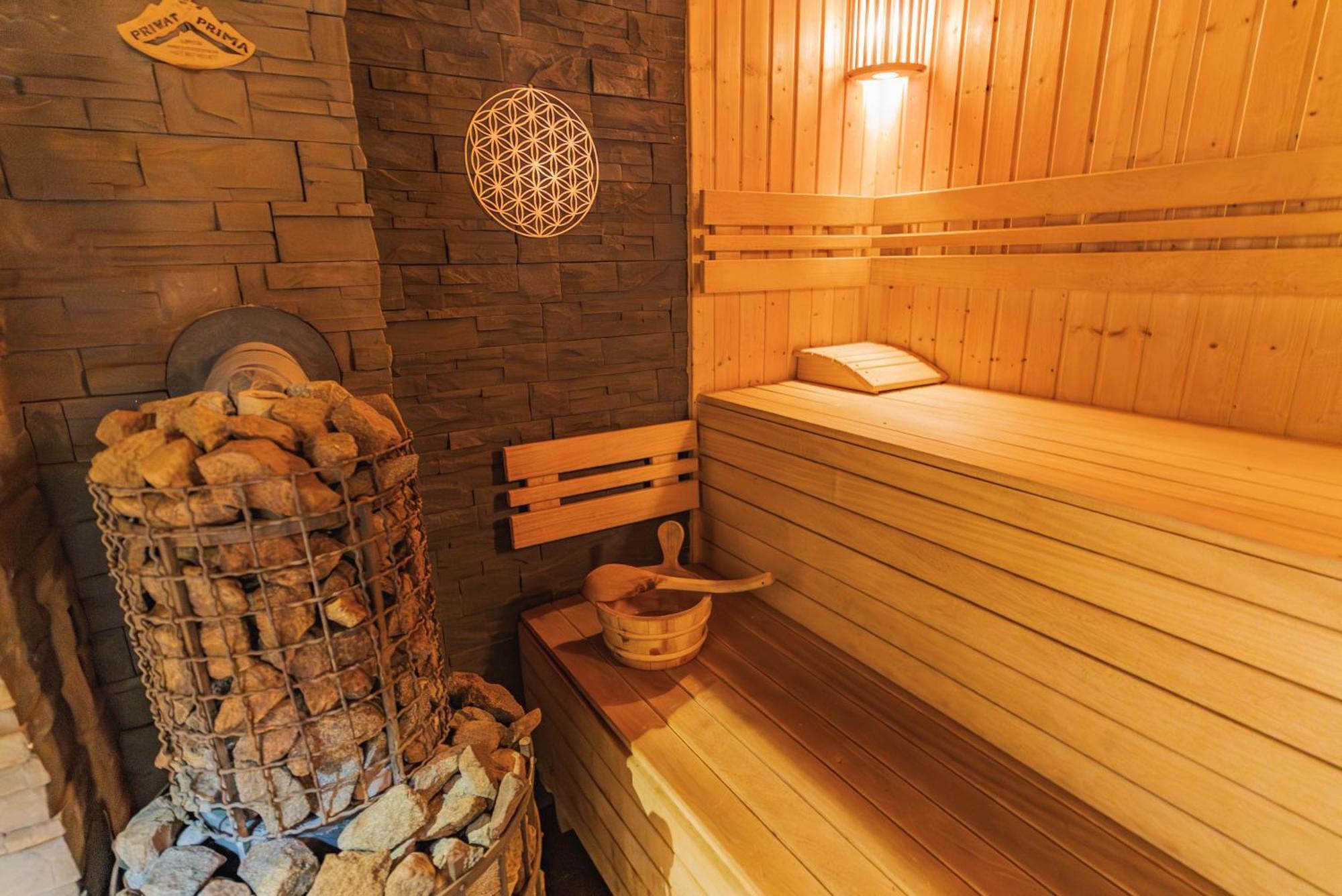 Privat Prima Hotel Liptovský Ján Eksteriør billede